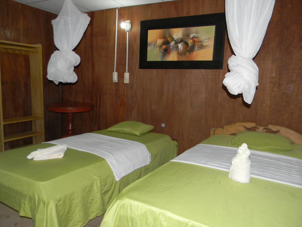 Jacamar Lodge Expeditions Iquitos Bagian luar foto