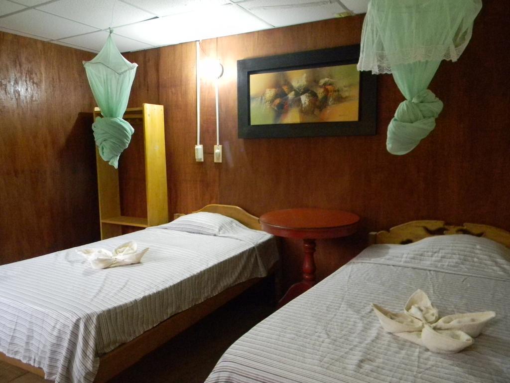 Jacamar Lodge Expeditions Iquitos Bagian luar foto