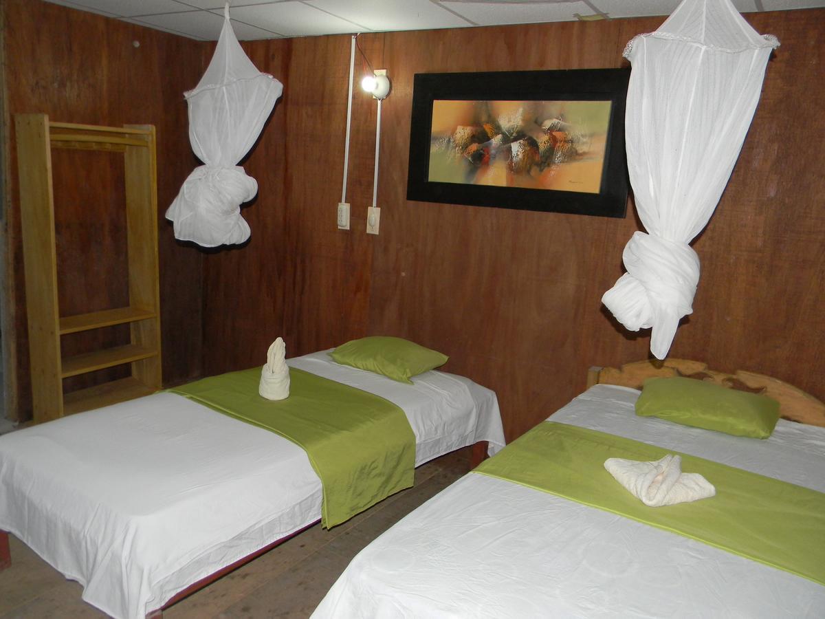 Jacamar Lodge Expeditions Iquitos Bagian luar foto