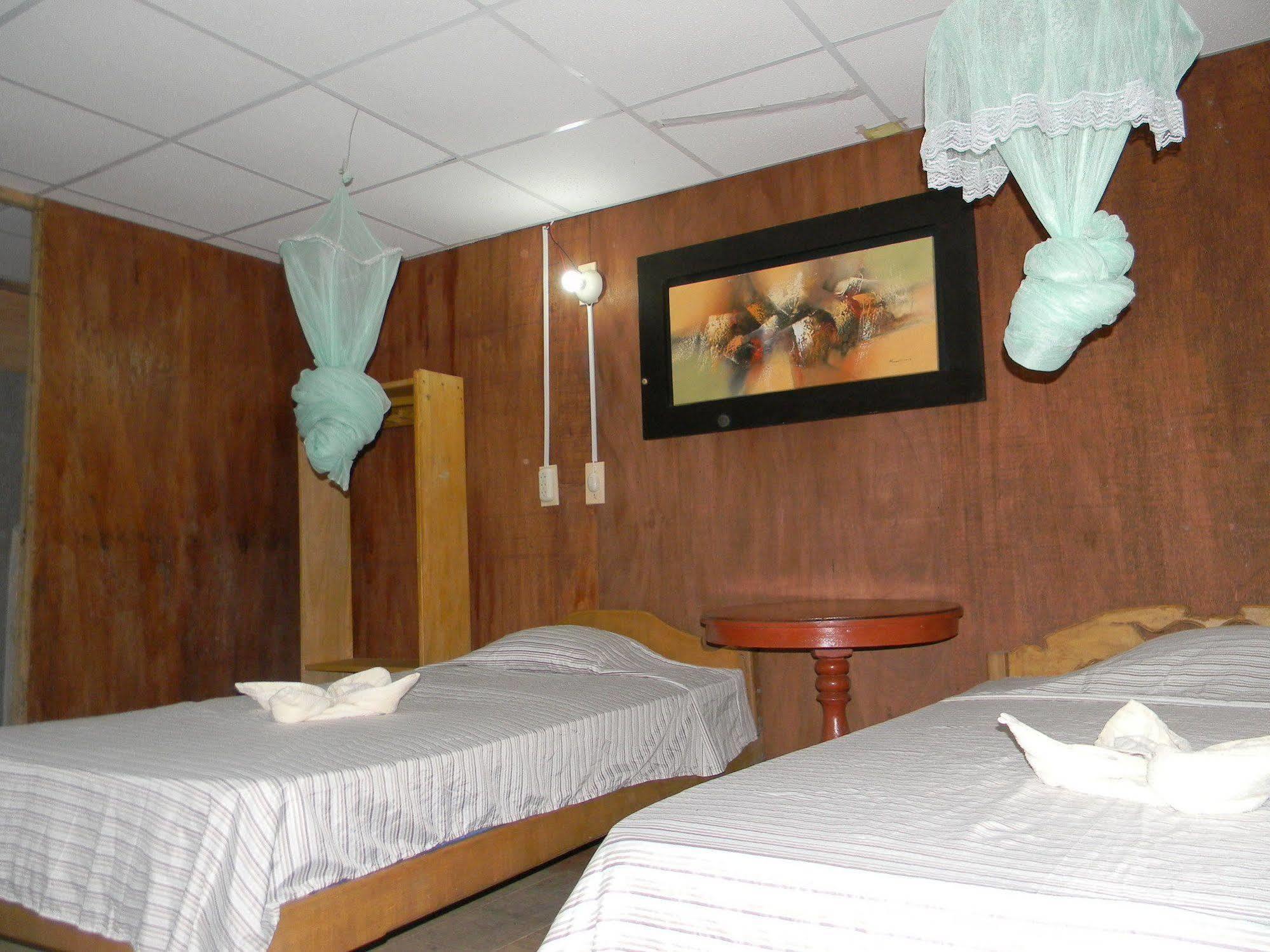 Jacamar Lodge Expeditions Iquitos Bagian luar foto