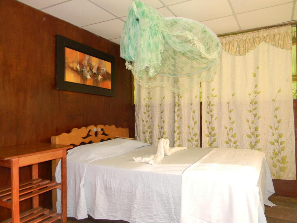 Jacamar Lodge Expeditions Iquitos Bagian luar foto